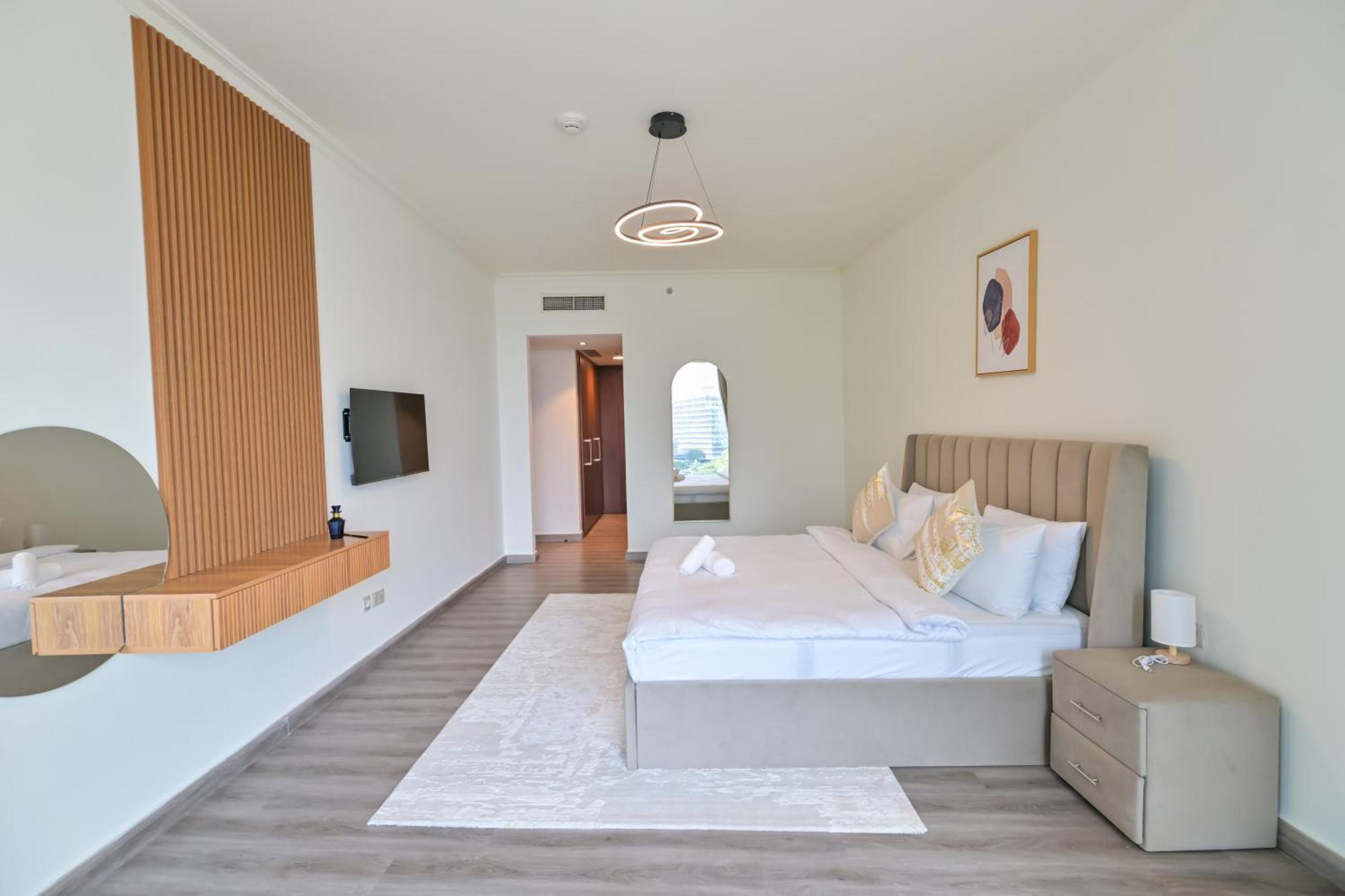 Burj Vista 2br Luxurious With Direct Access To Mall