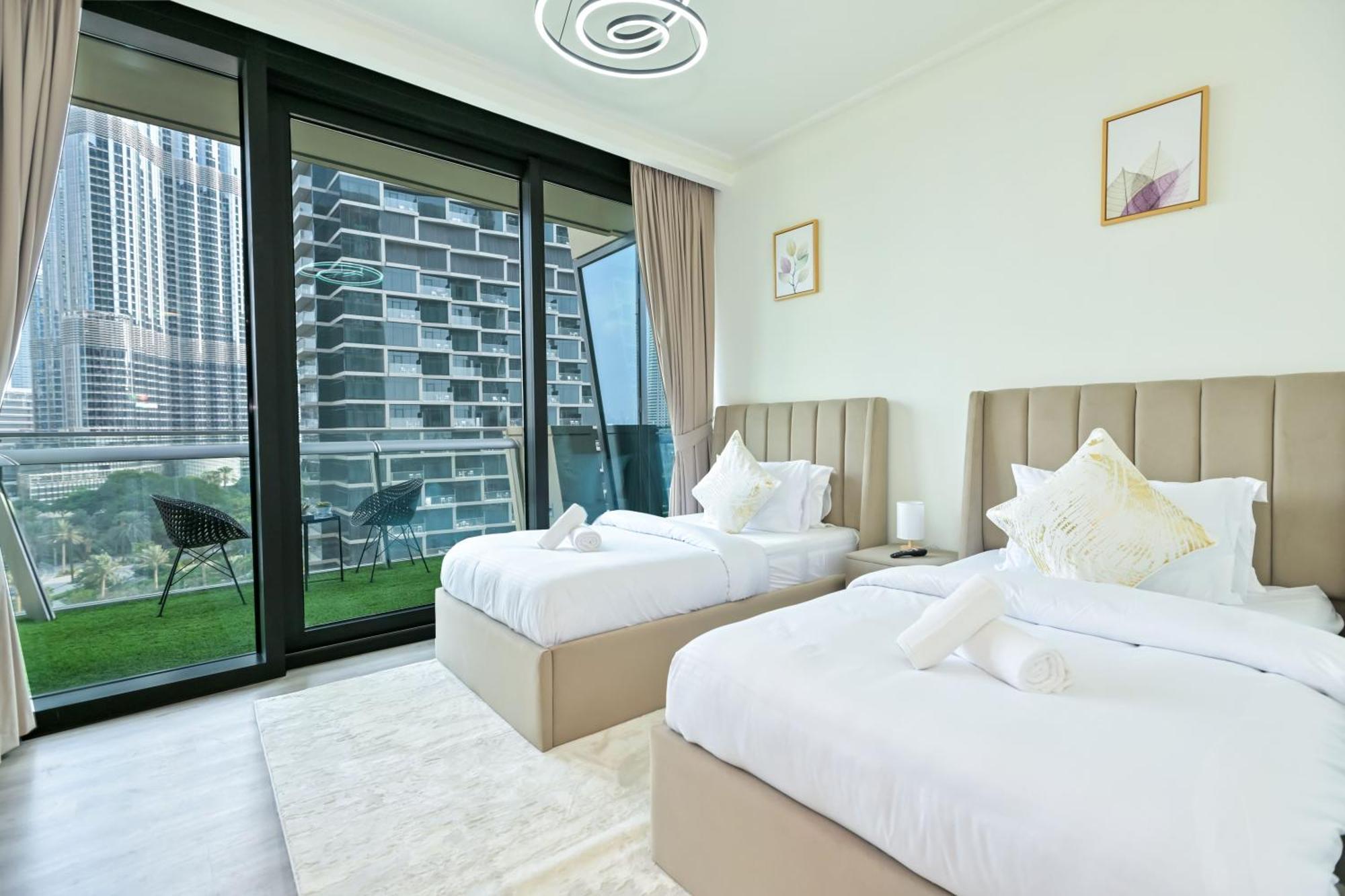 Burj Vista 2br Luxurious With Direct Access To Mall Dubai