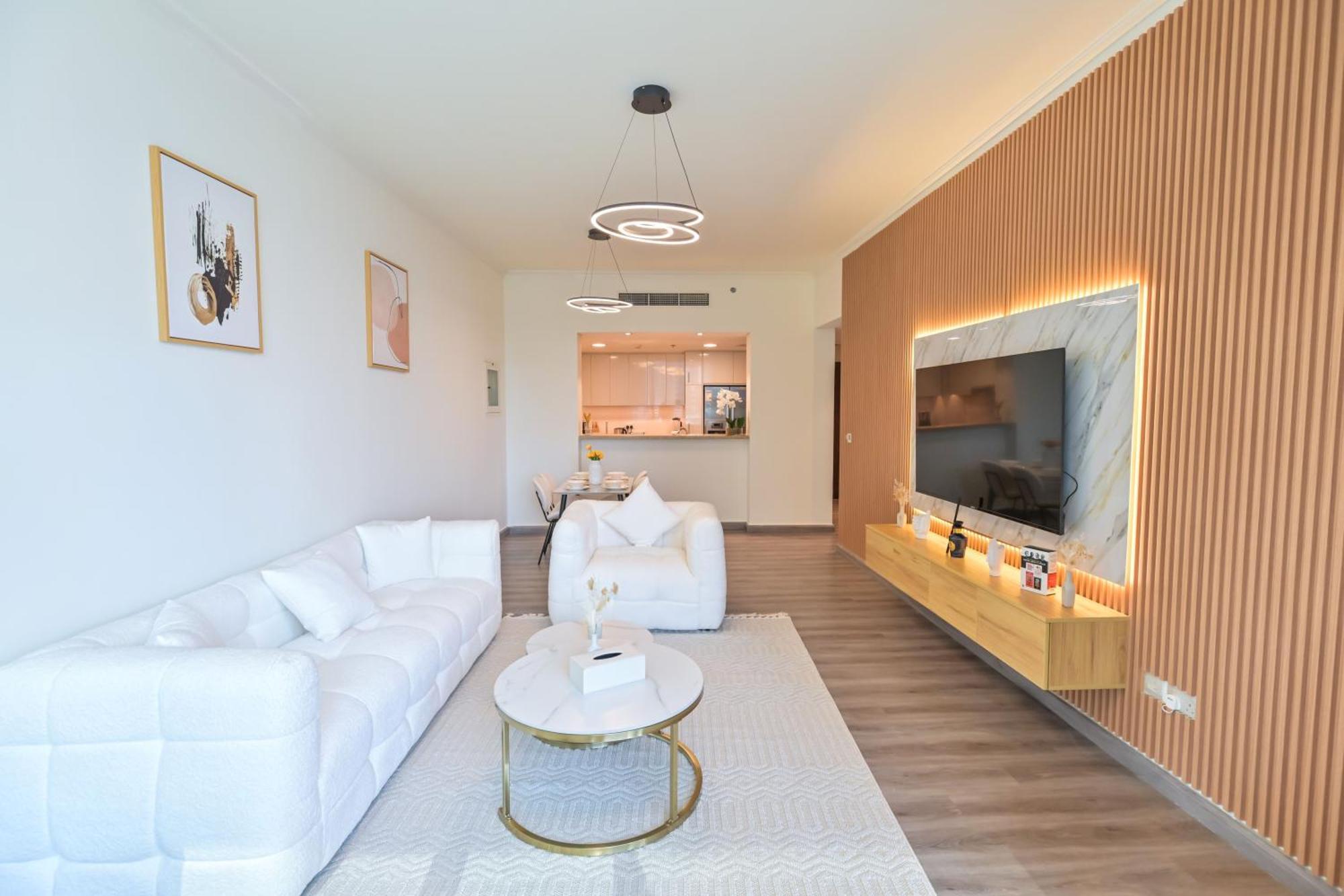 Burj Vista 2br Luxurious With Direct Access To Mall