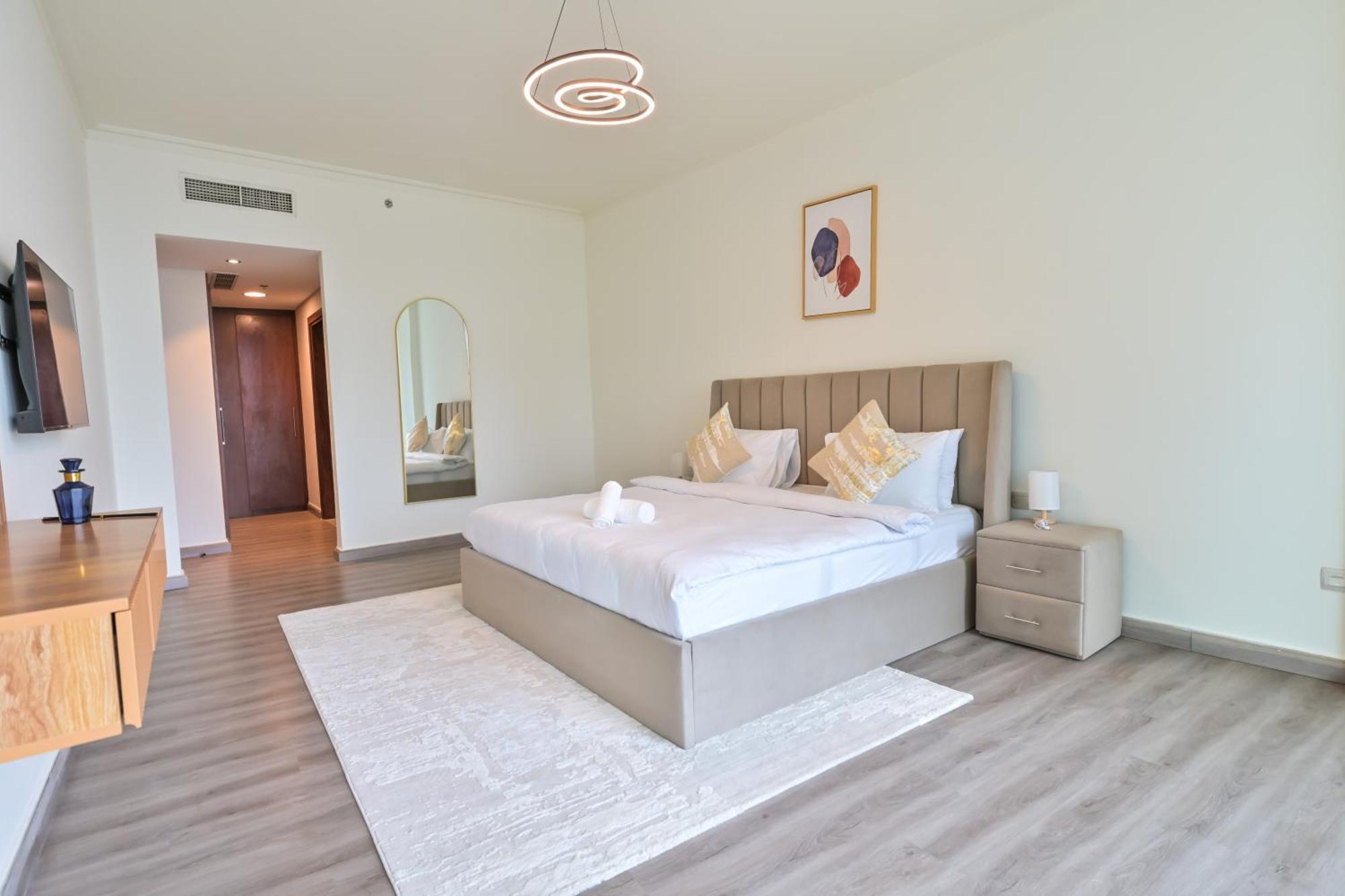 Burj Vista 2br Luxurious With Direct Access To Mall अपार्टमेंट Dubai