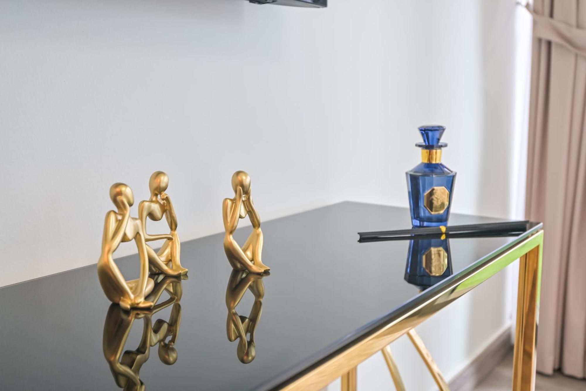 Appartement Burj Vista 2br Luxurious With Direct Access To Mall Dubaï