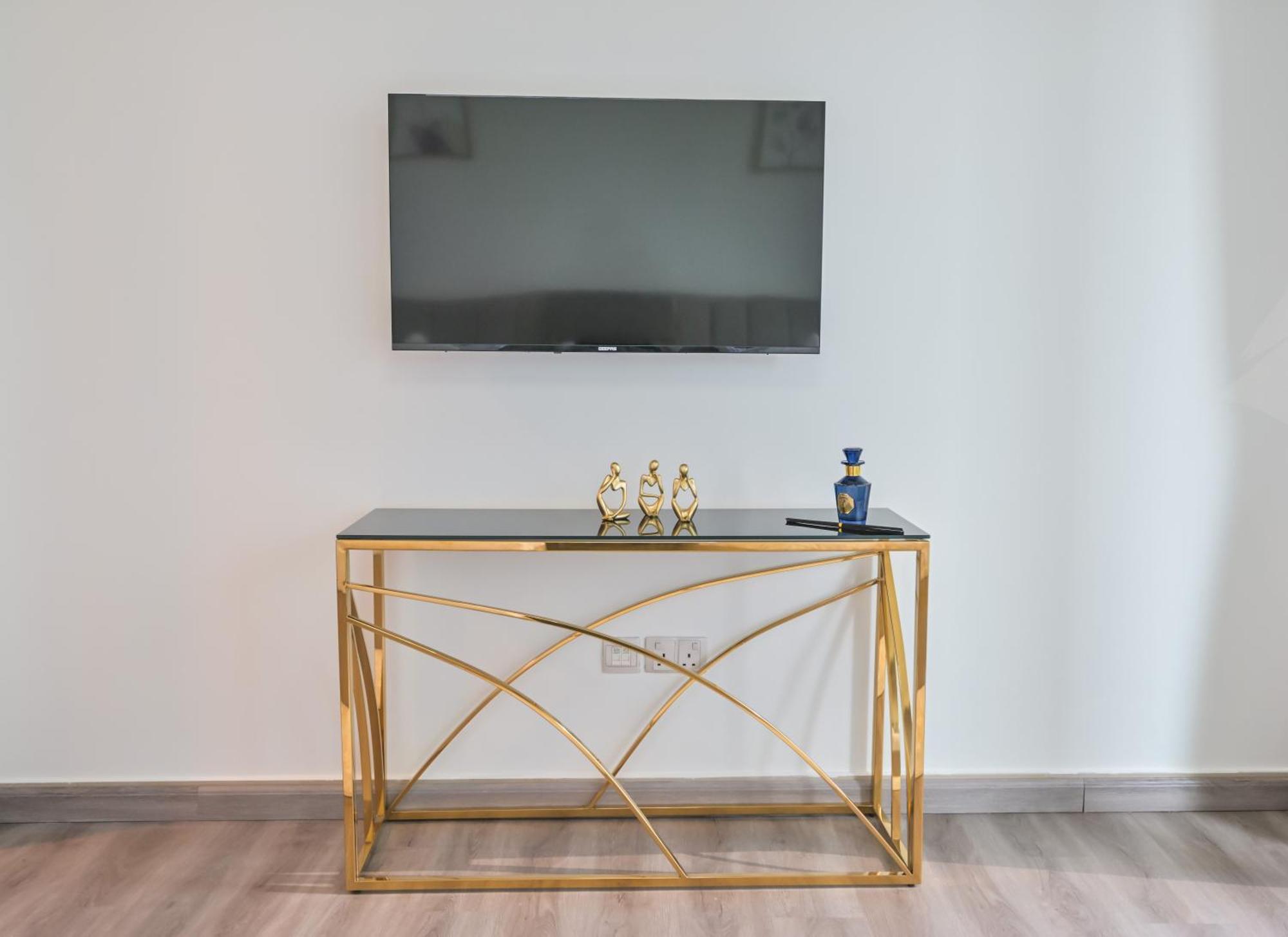 Burj Vista 2br Luxurious With Direct Access To Mall *