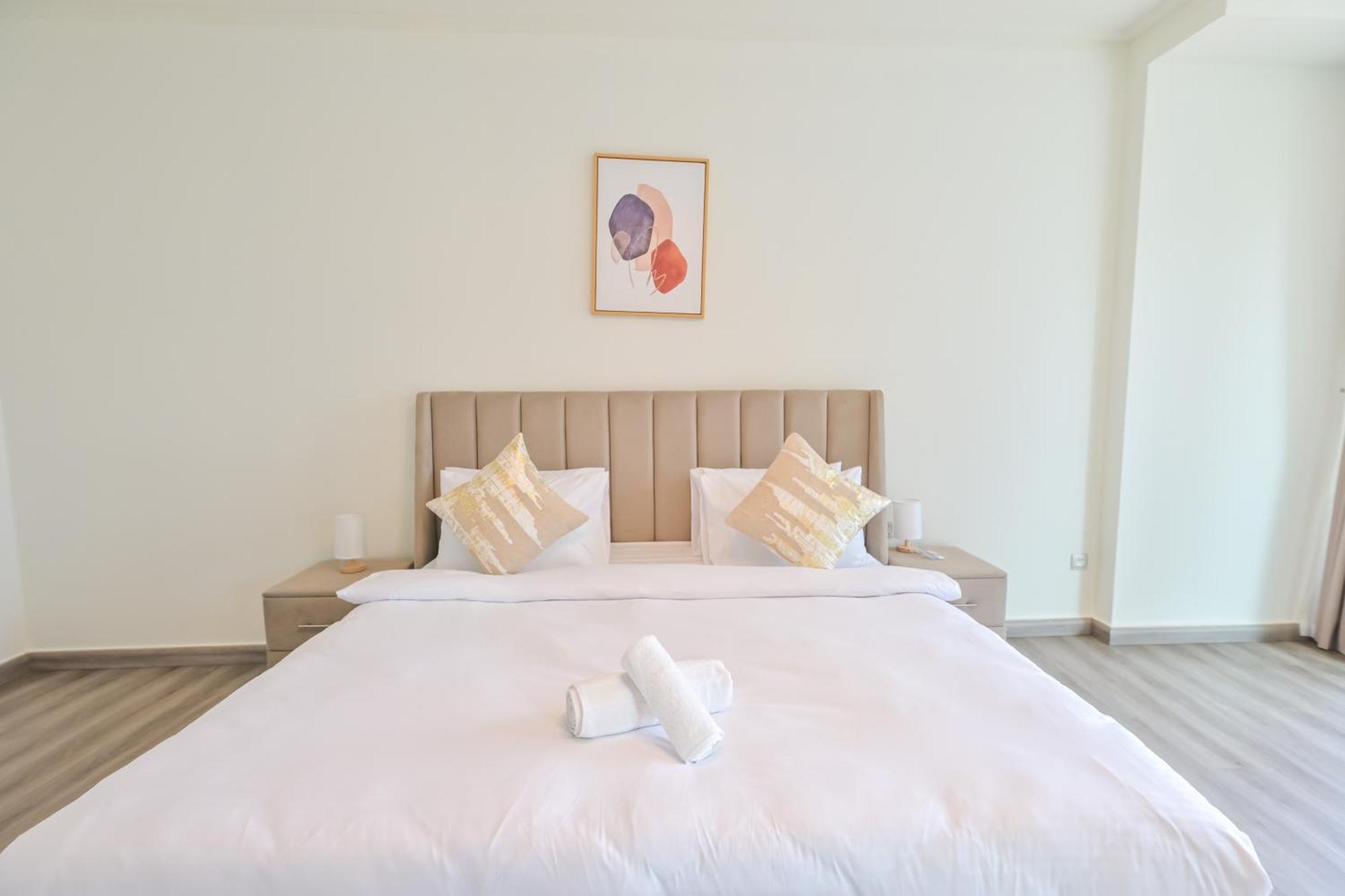 अपार्टमेंट Burj Vista 2br Luxurious With Direct Access To Mall *