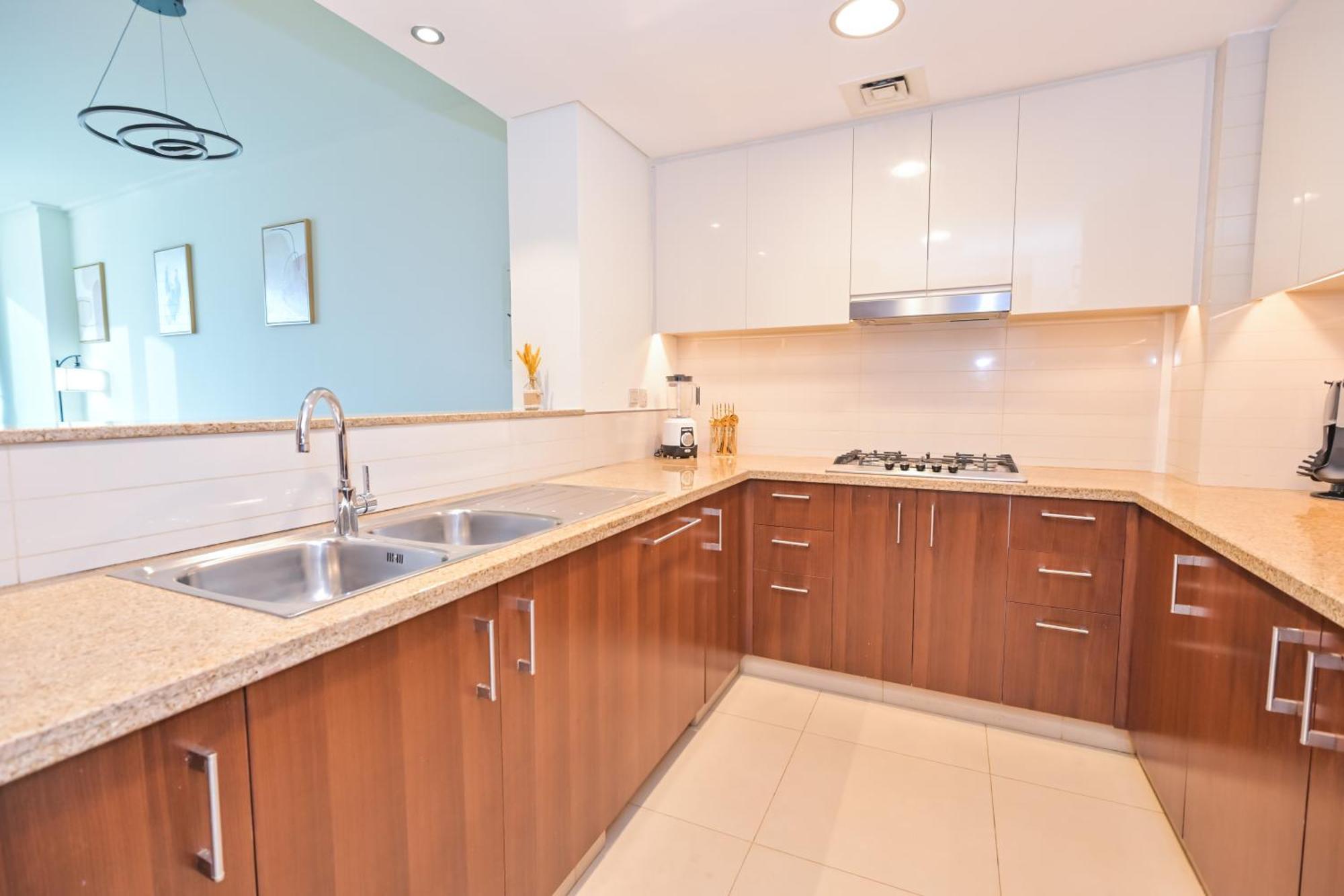 Burj Vista 2br Luxurious With Direct Access To Mall अपार्टमेंट